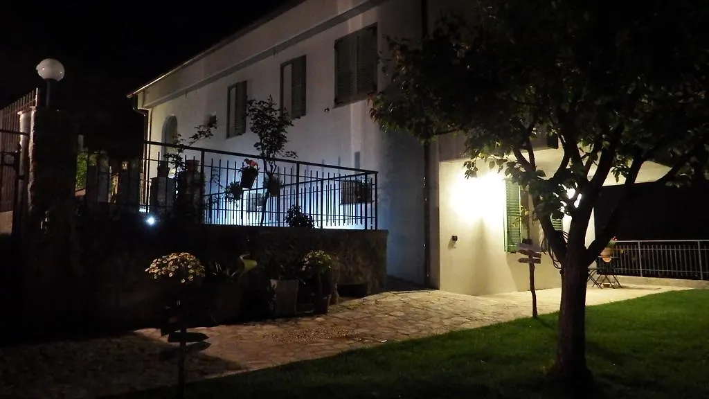 Il Poggio Di Maro' Villa Badalucco 0*,